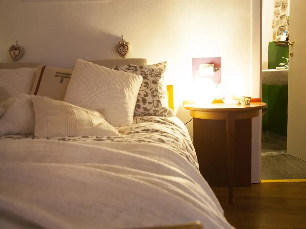 B&B Contrada Lunga Abbadia Lariana Bed & Breakfast