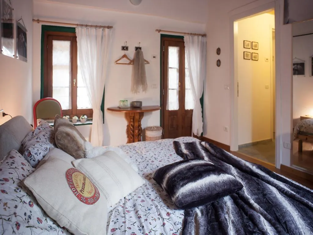 B&B Contrada Lunga Abbadia Lariana Bed & Breakfast